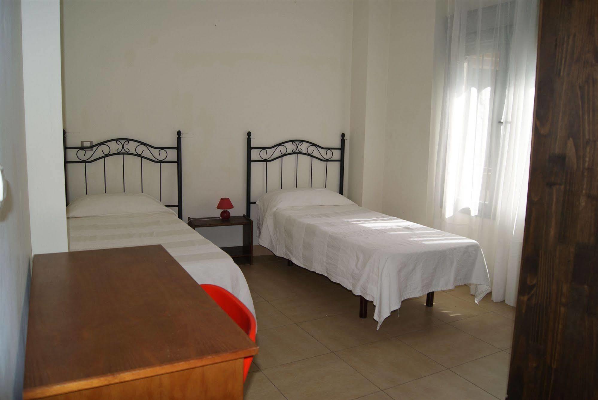 Apartamentos Turisticos La Encarnacion Seville Luaran gambar
